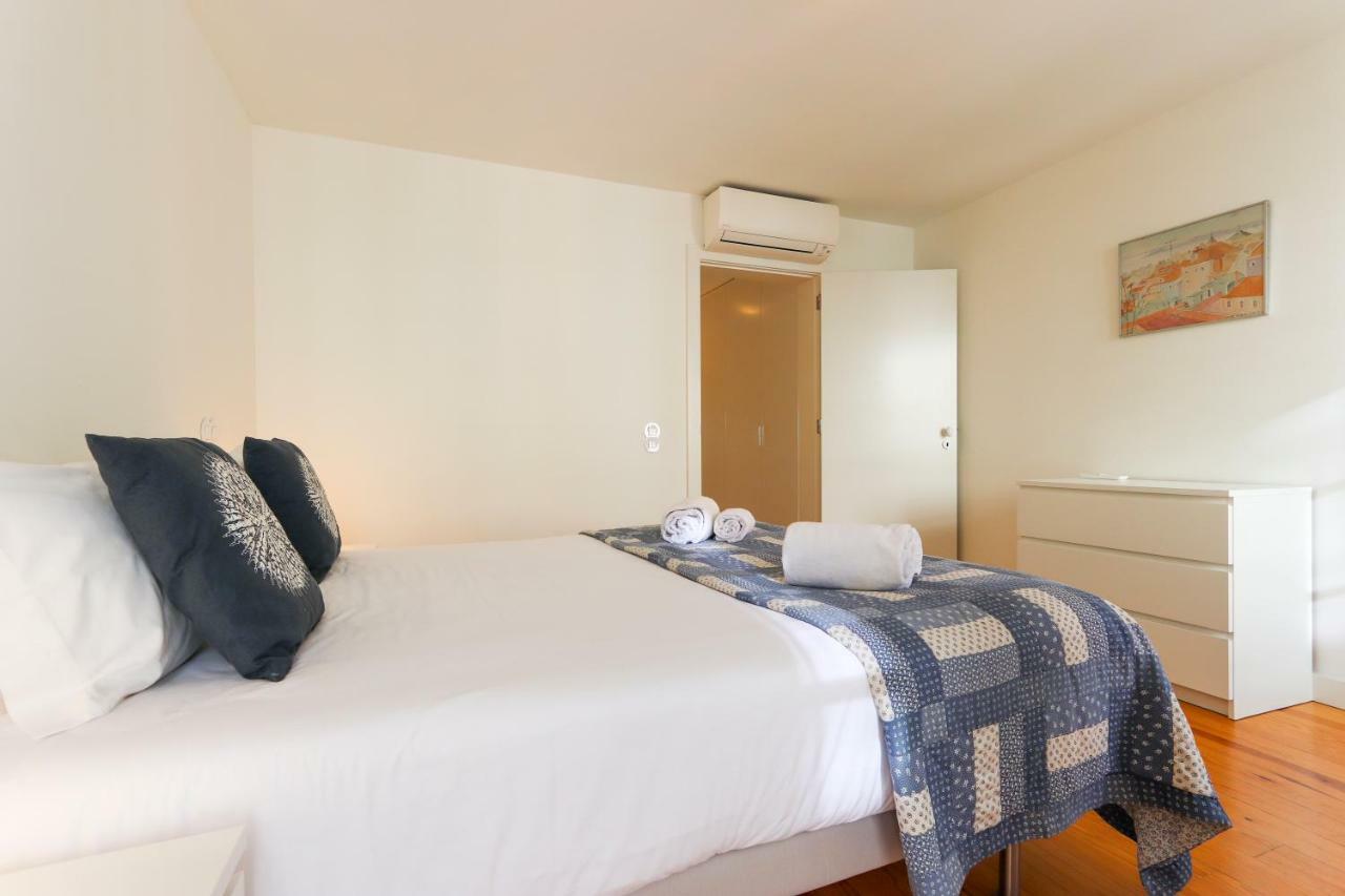 Principe Real T.m. Flat Charming View * Lissabon